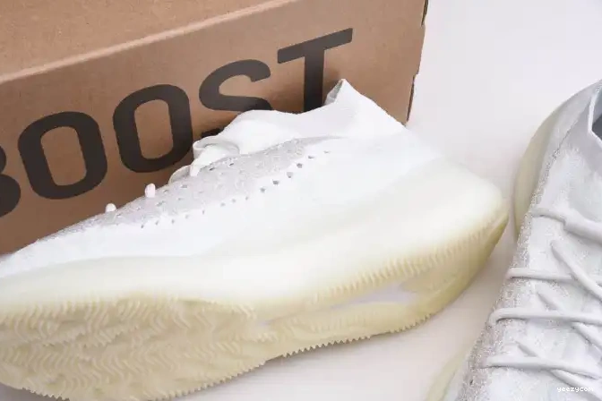 Glow 380 Adidas Calcite Boost Yeezy GZ8668 0614